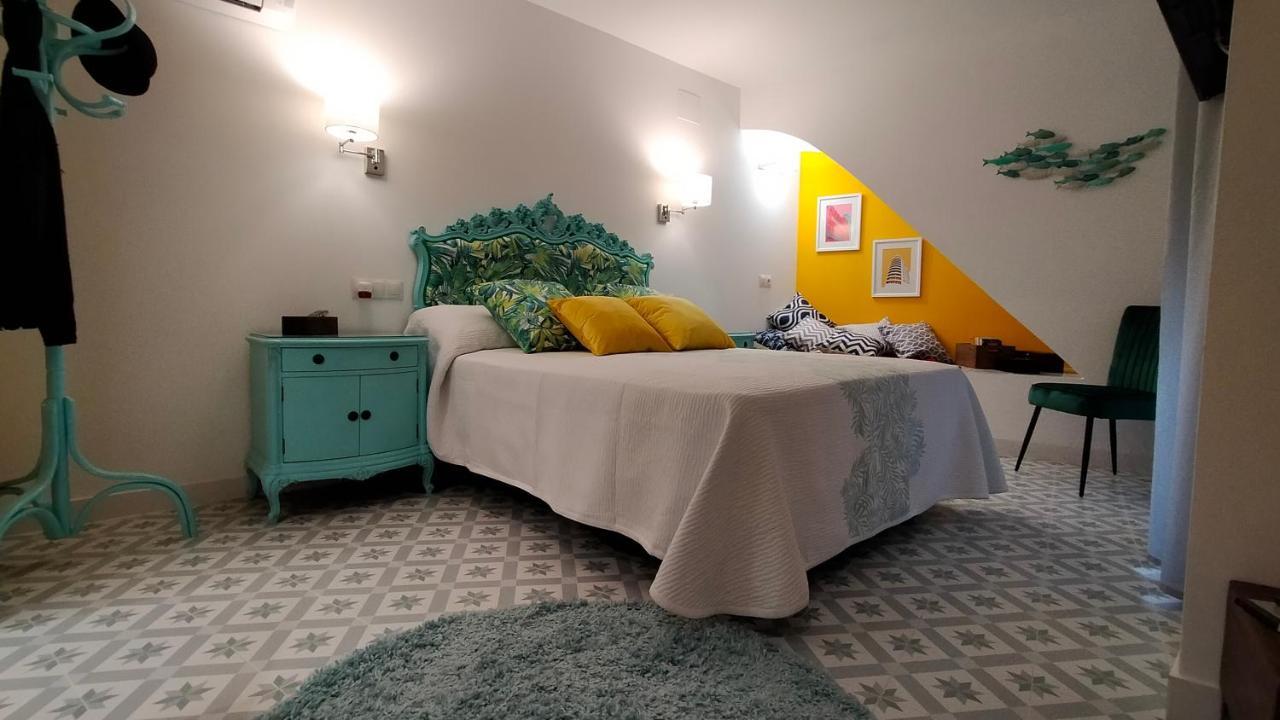 Blaucel Cafe I Habitacions Cullera Exteriör bild